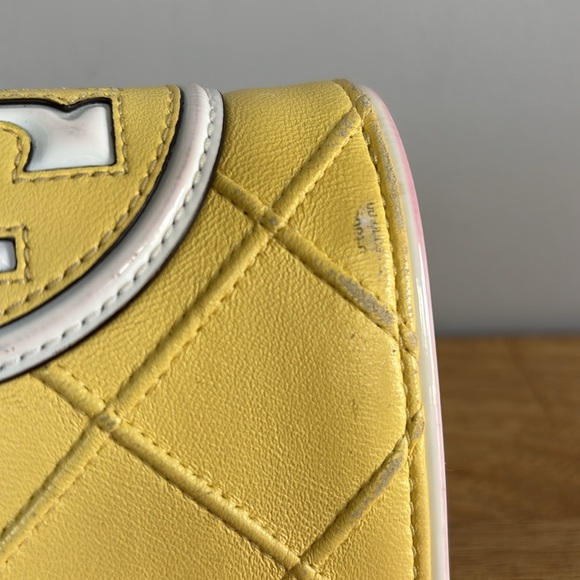 Tory Burch Small Fleming Soft Patent Leather Border Yellow Wallet - Picture 12 of 14